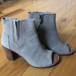 Tom’s booties - open toed